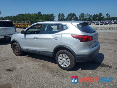 Drugie zdjęcie samochodu z przodu: 2018 NISSAN ROGUE SPORT S VIN:JN1BJ1CP1JW156666 - miniatura