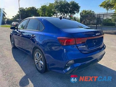 Drugie zdjęcie samochodu z przodu: 2022 KIA FORTE LXS VIN:3KPF24AD4NE464503 - miniatura