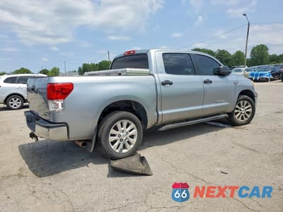 Trzecie zdjęcie samochodu z tyłu: 2011 TOYOTA TUNDRA CREWMAX SR5 VIN:5TFDW5F13BX170523 - miniatura