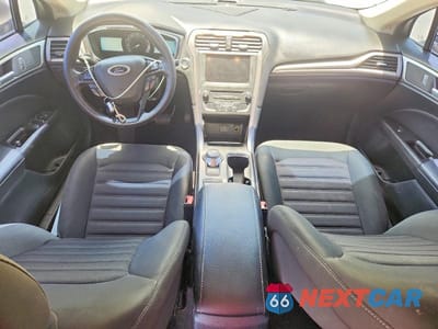 Zdjęcie 8 z 12 samochodu: 2017 FORD FUSION SE VIN:3FA6P0HD4HR364100 - miniatura