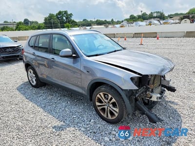 Czwarte zdjęcie samochodu z boku: 2016 BMW X3 XDRIVE35I VIN:5UXWX7C59G0K36788 - miniatura