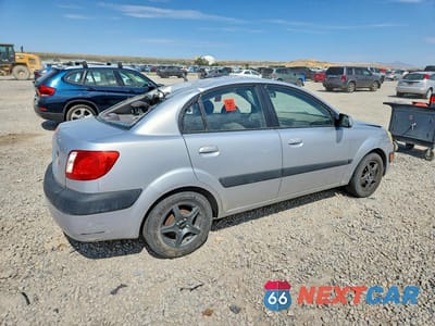 Trzecie zdjęcie samochodu z tyłu: 2008 KIA RIO BASE/LX/SX VIN:KNADE123286375314 - miniatura