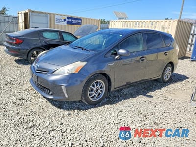2013 TOYOTA PRIUS V THREE JTDZN3EU8D3263427 - główne zdjęcie licytacji z USA - miniatura