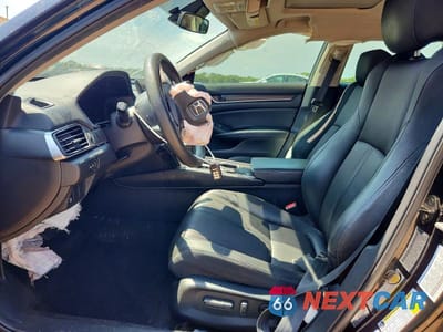 Zdjęcie 7 z 12 samochodu: 2019 HONDA ACCORD EX VIN:1HGCV1F4XKA093834 - miniatura