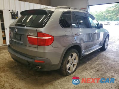 Trzecie zdjęcie samochodu z tyłu: 2010 BMW X5 XDRIVE35D VIN:5UXFF0C57ALJ99269 - miniatura