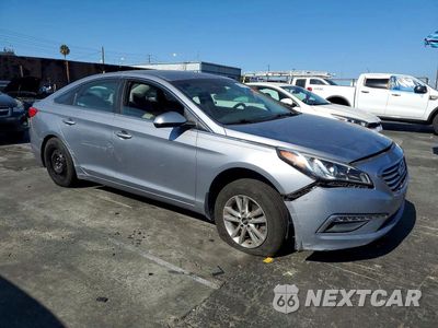 Czwarte zdjęcie samochodu z boku: 2015 HYUNDAI SONATA SE VIN:5NPE24AF4FH254106 - miniatura