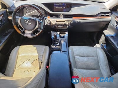 Zdjęcie 8 z 13 samochodu: 2013 LEXUS ES 350 VIN:JTHBK1GG8D2028052 - miniatura