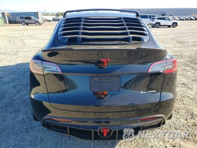 Zdjęcie 6 z 13 samochodu: 2025 TESLA MODEL Y VIN:7SAYGAEE5SF250429 - miniatura