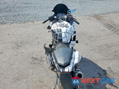 Zdjęcie 6 z 9 samochodu: 2023 KAWASAKI EX400 VIN:JKAEXKH11PDAR1922 - miniatura