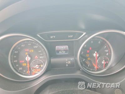 Zdjęcie 9 z 12 samochodu: 2018 MERCEDES-BENZ CLA 250 VIN:WDDSJ4EBXJN507795 - miniatura