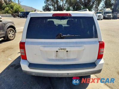 Zdjęcie 6 z 13 samochodu: 2011 JEEP PATRIOT SPORT VIN:1J4NT1GB0BD165465 - miniatura