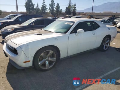 2013 DODGE CHALLENGER SXT 2C3CDYAGXDH649371 - główne zdjęcie licytacji z USA - miniatura