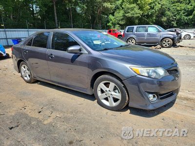 Czwarte zdjęcie samochodu z boku: 2014 TOYOTA CAMRY SE VIN:4T1BF1FK7EU830170 - miniatura
