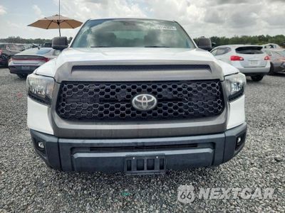 Piąte zdjęcie samochodu w środku: 2018 TOYOTA TUNDRA SR VIN:5TFRM5F15JX134035 - miniatura