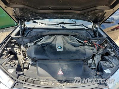 Zdjęcie 11 z 12 samochodu: 2014 BMW X5 XDRIVE50I VIN:5UXKR6C57E0J73531 - miniatura