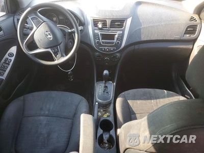 Zdjęcie 8 z 12 samochodu: 2016 HYUNDAI ACCENT SE VIN:KMHCT5AE6GU278802 - miniatura