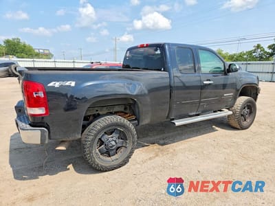 Trzecie zdjęcie samochodu z tyłu: 2013 GMC SIERRA K1500 SLE VIN:1GTR2VE79DZ179788 - miniatura