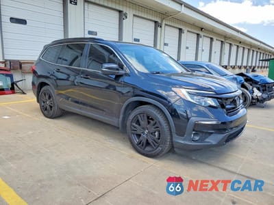 Czwarte zdjęcie samochodu z boku: 2021 HONDA PILOT SE VIN:5FNYF5H20MB022141 - miniatura