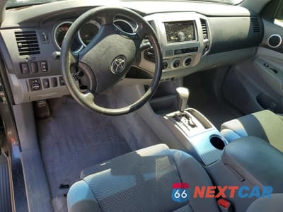 Zdjęcie 8 z 13 samochodu: 2011 TOYOTA TACOMA ACCESS CAB VIN:5TFUU4EN4BX014866 - miniatura