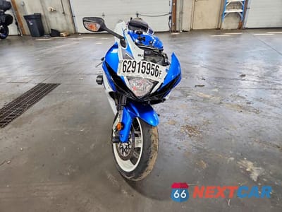 Drugie zdjęcie samochodu z przodu: 2011 SUZUKI GSX-R600 VIN:JS1GN7FA1B2101767 - miniatura
