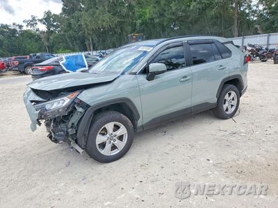 2020 TOYOTA RAV4 XLE 2T3W1RFV0LW067924 - główne zdjęcie licytacji z USA - miniatura