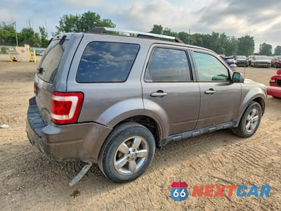 Trzecie zdjęcie samochodu z tyłu: 2009 FORD ESCAPE LIMITED VIN:1FMCU04G99KA15179 - miniatura