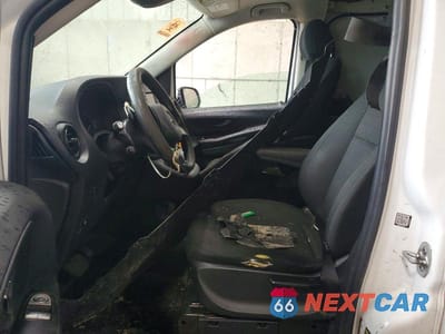 Zdjęcie 7 z 13 samochodu: 2017 MERCEDES-BENZ METRIS VIN:WD3PG2EA0H3266033 - miniatura
