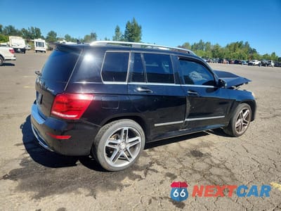 Trzecie zdjęcie samochodu z tyłu: 2013 MERCEDES-BENZ GLK 350 4MATIC VIN:WDCGG8JB8DG066635 - miniatura