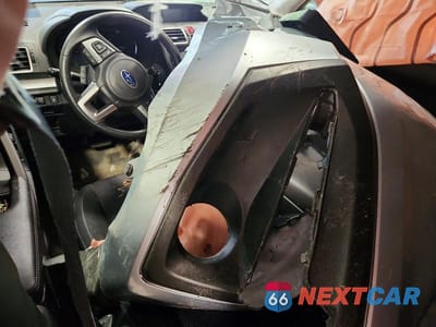 Zdjęcie 8 z 13 samochodu: 2017 SUBARU FORESTER 2.5I PREMIUM VIN:JF2SJAGC9HH499293 - miniatura