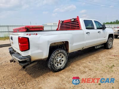 Trzecie zdjęcie samochodu z tyłu: 2017 CHEVROLET SILVERADO K3500 VIN:1GC4KYEYXHF233773 - miniatura