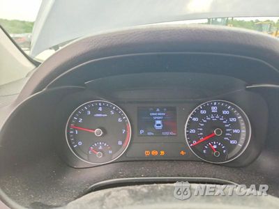Zdjęcie 9 z 12 samochodu: 2019 KIA FORTE LXS VIN:3KPF24ADXKE120783 - miniatura