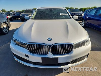 Piąte zdjęcie samochodu w środku: 2019 BMW 740 I VIN:WBA7E2C53KB454931 - miniatura