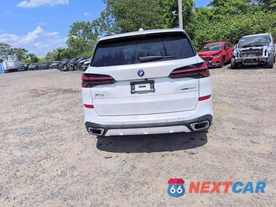 Zdjęcie 6 z 15 samochodu: 2026 BMW X5 XDRIVE50E VIN:5UX43EU04T9355056 - miniatura