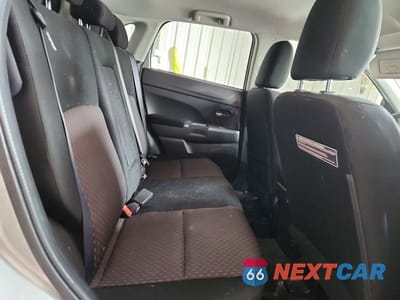 Zdjęcie 11 z 13 samochodu: 2018 MITSUBISHI OUTLANDER SPORT ES VIN:JA4AP3AU9JZ013520 - miniatura