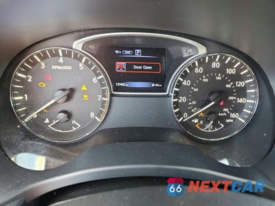 Zdjęcie 9 z 13 samochodu: 2020 NISSAN PATHFINDER S VIN:5N1DR2AM7LC629760 - miniatura