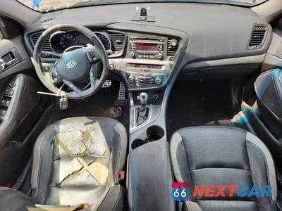 Zdjęcie 8 z 12 samochodu: 2012 KIA OPTIMA SX VIN:5XXGR4A67CG066448 - miniatura