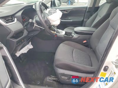 Zdjęcie 7 z 13 samochodu: 2021 TOYOTA RAV4 XLE VIN:2T3P1RFVXMC152244 - miniatura