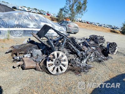 Trzecie zdjęcie samochodu z tyłu: 2015 LAND ROVER RANGE ROVER SUPERCHARGED VIN:SALGS2TF9FA212024 - miniatura