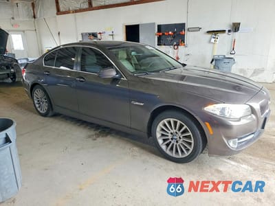 Czwarte zdjęcie samochodu z boku: 2011 BMW 535 I VIN:WBAFR7C57BC604157 - miniatura