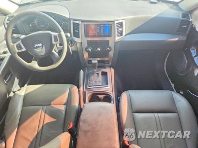 Zdjęcie 8 z 14 samochodu: 2010 JEEP GRAND CHEROKEE LARED VIN:1J4PR4GK2AC150592 - miniatura