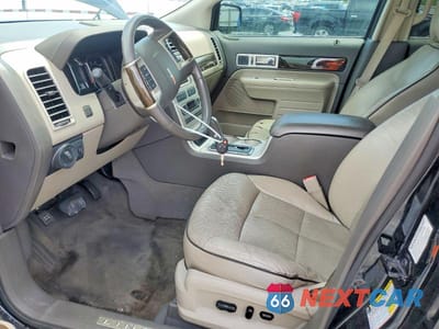 Zdjęcie 7 z 13 samochodu: 2008 LINCOLN MKX VIN:2LMDU68C08BJ39207 - miniatura