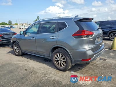 Drugie zdjęcie samochodu z przodu: 2018 NISSAN ROGUE SV VIN:KNMAT2MT5JP530307 - miniatura