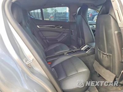 Zdjęcie 10 z 12 samochodu: 2012 PORSCHE PANAMERA S HYBRID VIN:WP0AD2A78CL045531 - miniatura