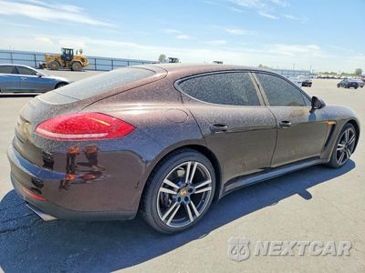 Trzecie zdjęcie samochodu z tyłu: 2014 PORSCHE PANAMERA 2 VIN:WP0AA2A76EL014077 - miniatura