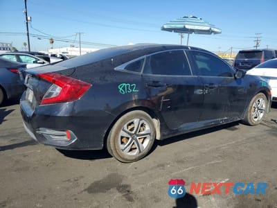 Trzecie zdjęcie samochodu z tyłu: 2018 HONDA CIVIC LX VIN:2HGFC2F59JH560114 - miniatura