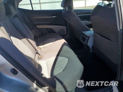 Zdjęcie 10 z 12 samochodu: 2019 TOYOTA CAMRY LE VIN:4T1B11HK0KU800886 - miniatura