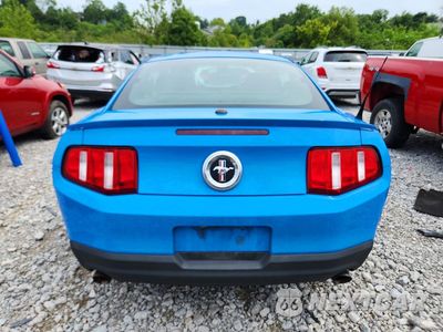Zdjęcie 6 z 12 samochodu: 2012 FORD MUSTANG VIN:1ZVBP8AM7C5275079 - miniatura