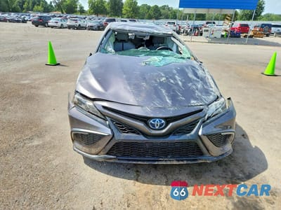 Piąte zdjęcie samochodu w środku: 2024 TOYOTA CAMRY HYBRID SE VIN:4T1G31AK5RU071854 - miniatura
