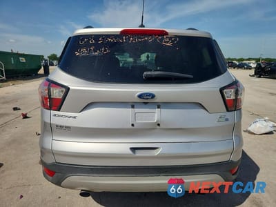 Zdjęcie 6 z 13 samochodu: 2018 FORD ESCAPE SE VIN:1FMCU9G90JUB48889 - miniatura
