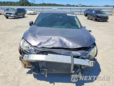 Piąte zdjęcie samochodu w środku: 2017 HONDA CIVIC LX VIN:2HGFC2F53HH509721 - miniatura